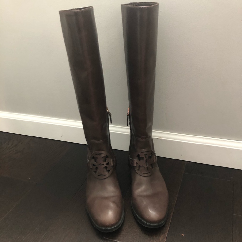 Tory Burch Miller pull-on leather boot